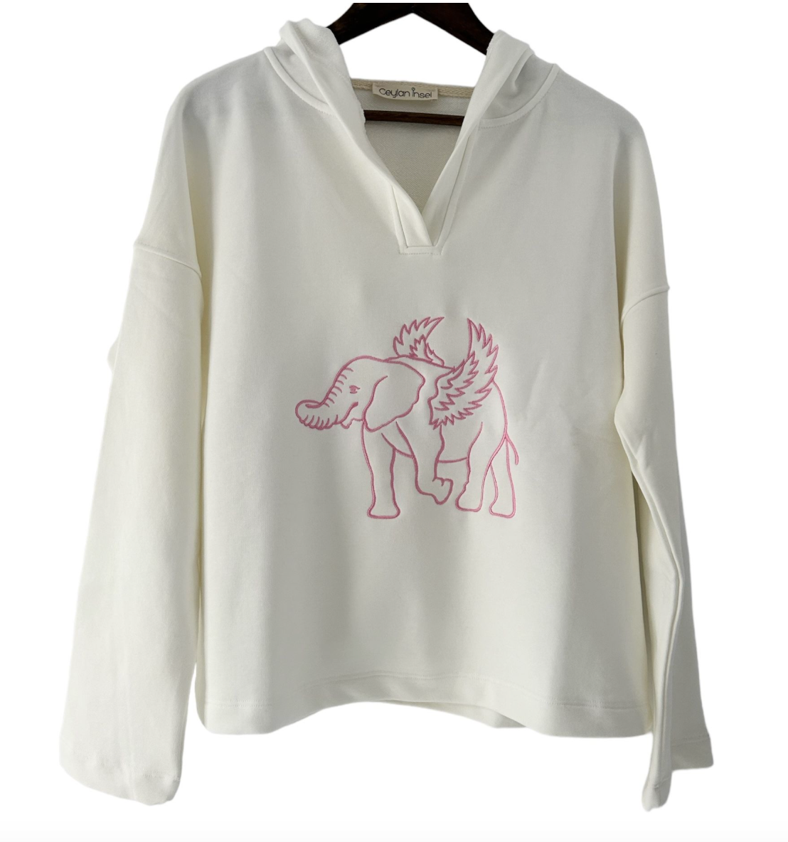 Breeze - Flying elephant